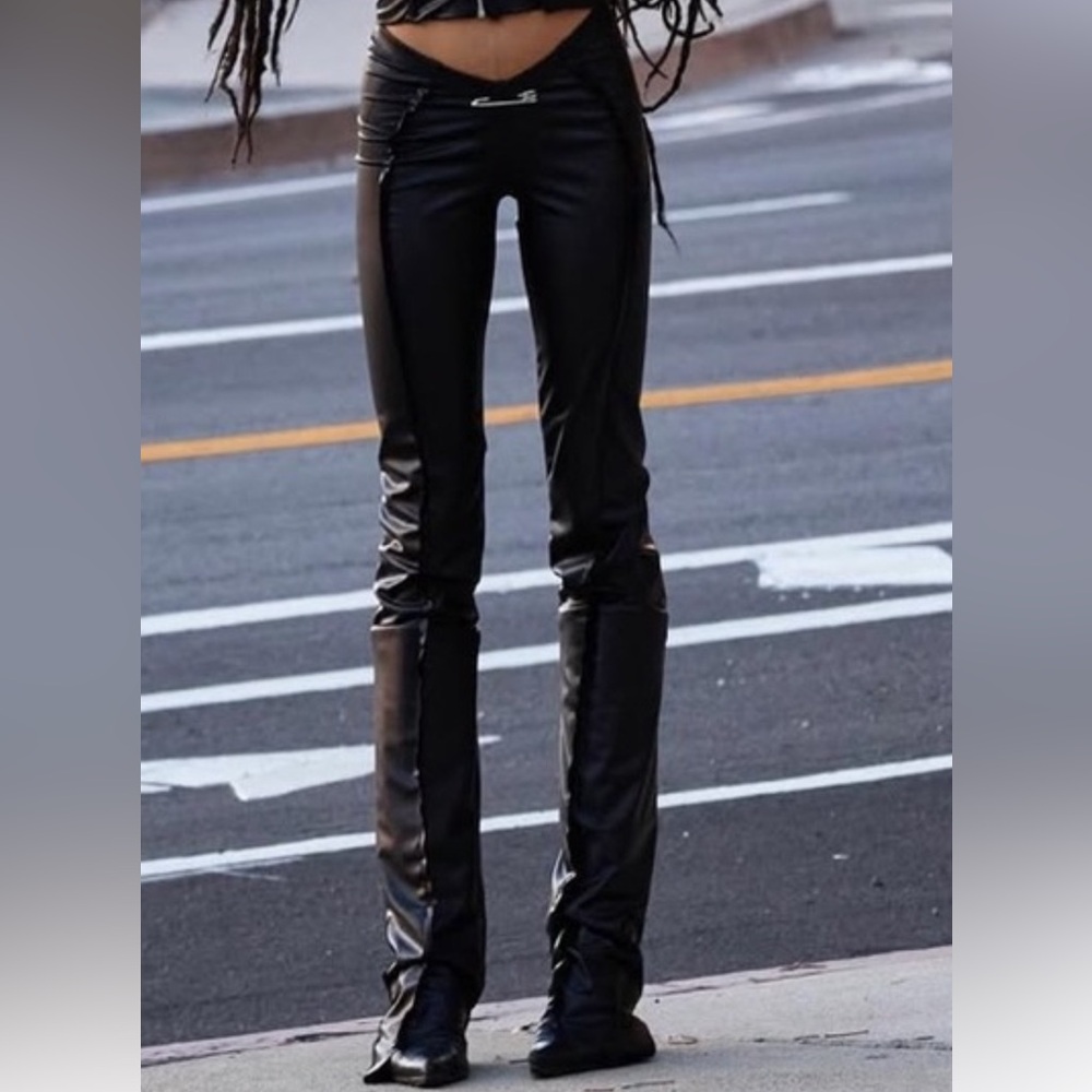 ✨🦄 Sami Miro Vintage CARBON RARE pants BRAND NEW!